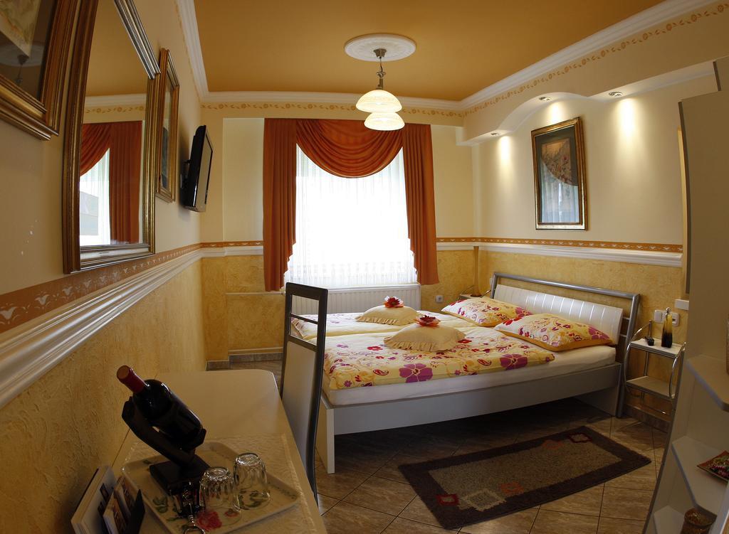 Rooms Beros Maribor Værelse billede